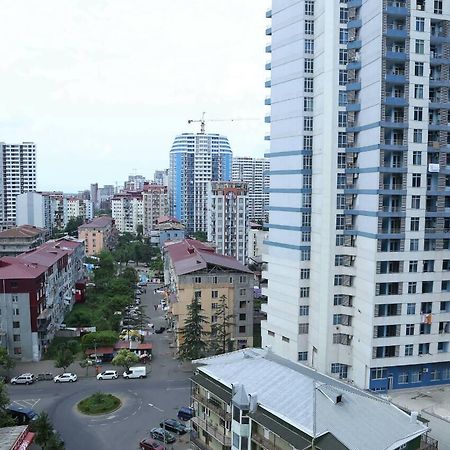 Apartment Black Sea 7 บาทูมิ ภายนอก รูปภาพ