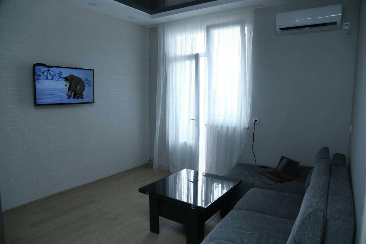 Apartment Black Sea 7 บาทูมิ ภายนอก รูปภาพ