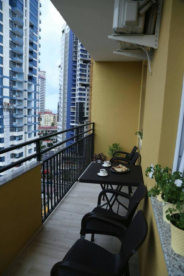 Apartment Black Sea 7 บาทูมิ ภายนอก รูปภาพ